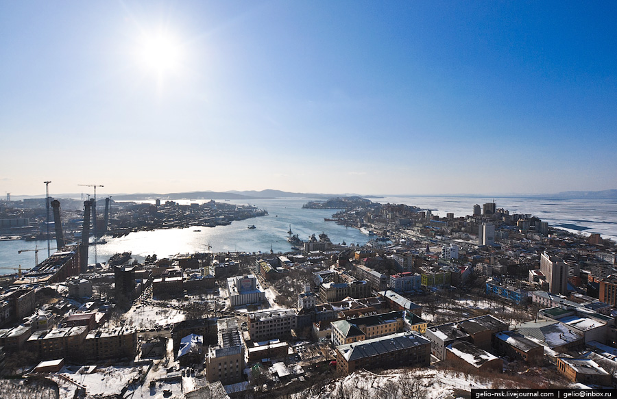 Город расположенный на дальнем востоке. Дальний Восток Владивосток. Владивосток панорама. Владивосток панорама города. Порт Владивосток панорама.