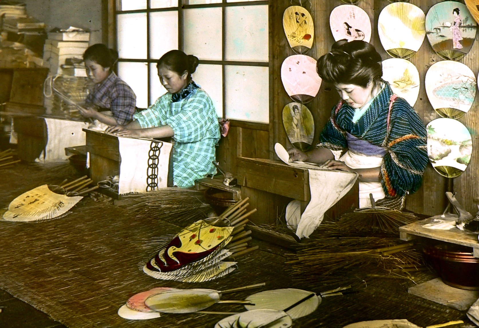 Промыслы японии. Ремесленники в Японии 17 век. Ремесленники и купцы в Японии 18 век. Ремесленники Японии 18 века. Ремесленники в Японии 16 века.